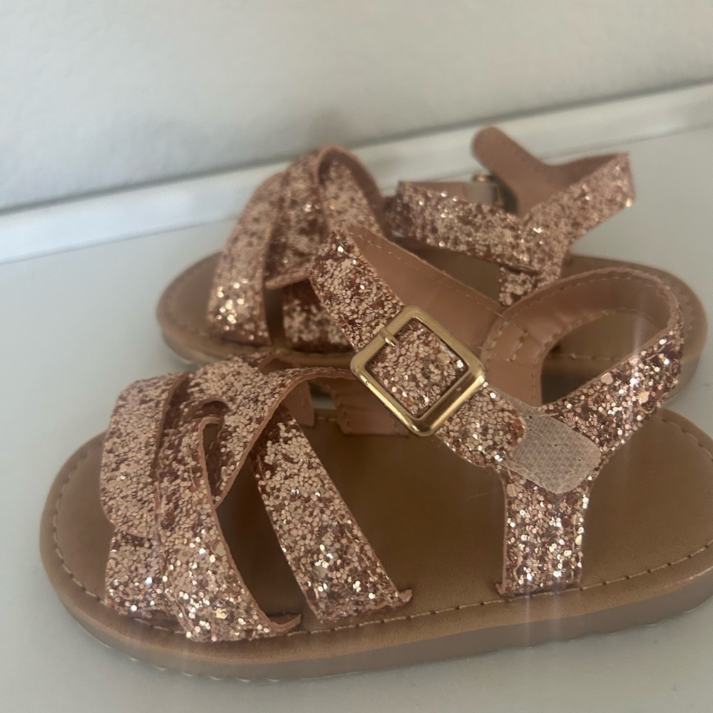 Nicole Miller toddler girls sandals. Super cute
